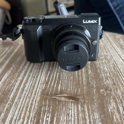 Panasonic lumix DMC-GX85 