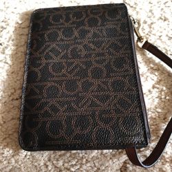 Calvin Klein Signature Monogram  BLACK Zip Clutch Wristlet  ..New Without Tag 