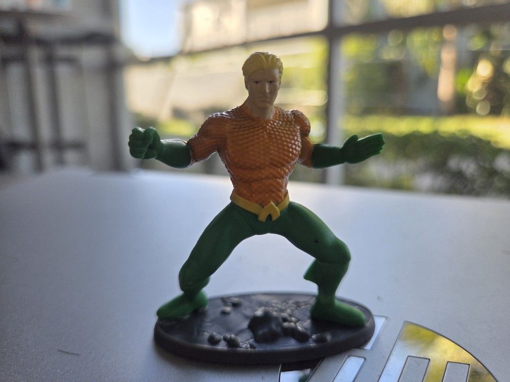 Aquaman Figurine / Cake Topper