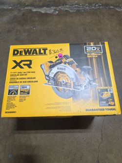 Dewalt 7-1/4" Circular saw kit