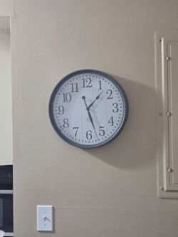 Gray clock