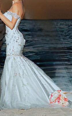 Beautiful Beaded Wedding Dress — Size 2/4, Adjustable Corset Back