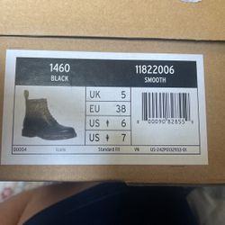 NEW Dr. Martens  Boots
