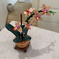 Lego Mini orchid