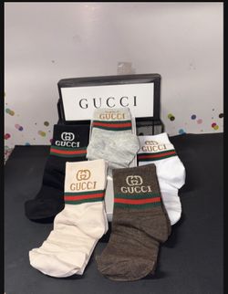 Women’s Ankle Socks Set Of 5 In a Box NEW