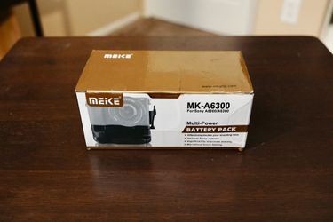 Meike MK-A6300 Battery Grip
