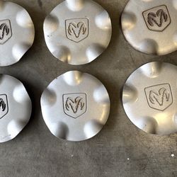 Dodge Dakota/Durango Wheel Center Caps