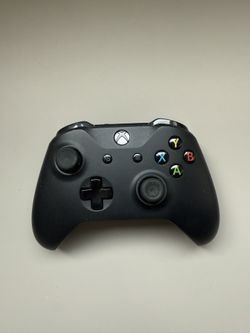 Black Xbox Controller