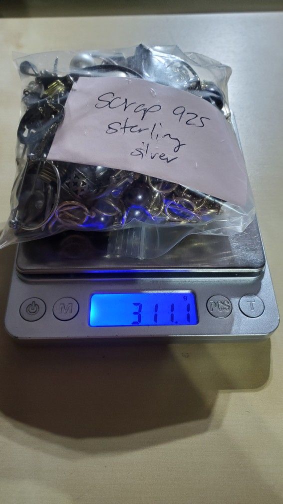 311 Grams Of Sterling Silver Jewelry All Wearable Or Scrap
