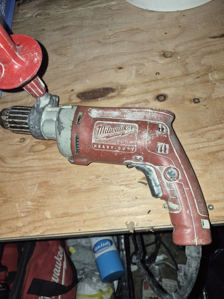 Milwaukee stucco Or Thin-set mixer