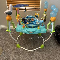 Bright Starts Disney Baby finding Nemo Jumper