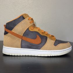 Nike Dunk High Premium 'Dark Curry'Size 9.5