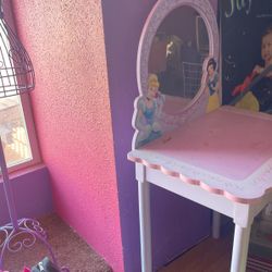 Princess Vanity With Stool