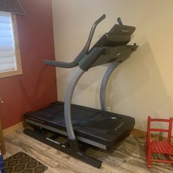 NordicTrack Commercial X22i Treadmill