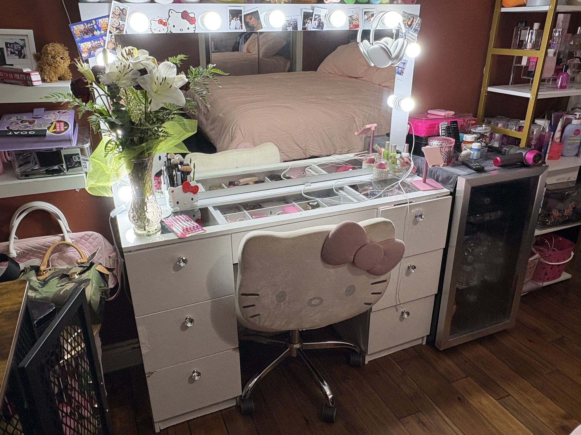 Vanity Table