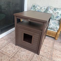 Cat Box (Enclosed Litter Box) 