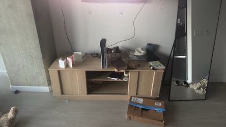 Entertainment stand