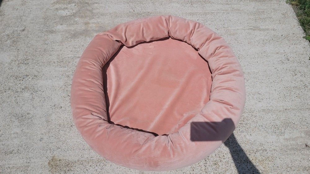 Royal Pet Luxury Velvet Dog Bed Medium Size Orthopedic Memory Foam Blush Color 