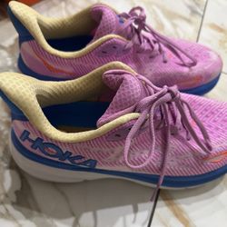 Hoka Pink Shoes Size 8.5 Great Shape! 
