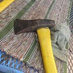 Splitter Wood Maul, Fiberglass Handle Great Condition,  E MESA 