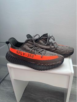 Adidas Yeezy Boost 350 V2 ‘Carbon Beluga’
