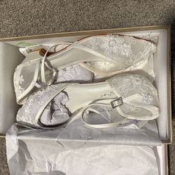 BRAND NEW Wedding Shoes