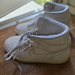 Jordan Hightop White Size 8