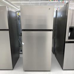 BRAND NEW Top Freezer Refrigerator