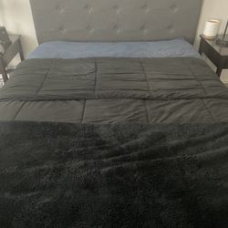 Gray Queen Size Bed Frame w/4drawers