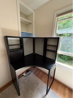 Black corner Desk