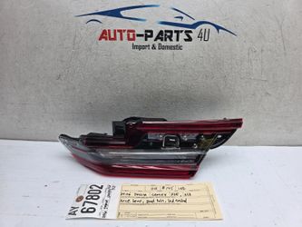 2025 - 2026 TOYOTA CAMRY XSE XLE RIGHT LED INNER TRUNK TAIL LIGHT OEM AY67802