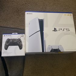 PS5 Slim & Controller Brand new ! 