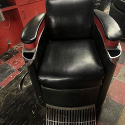 Koken Classic barber Chairs