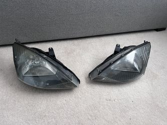 Head lights ford focus