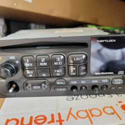 2001-2005 Chevy Tahoe Original Stereo