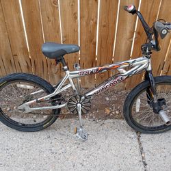 Vintage Mongoose Hoop D Mid School BMX Bike 