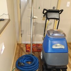 CARPET STRACTOR MACHINE PLUS TOOLS 