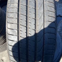 245/40/20 Pirelli Pzero Mo One Tire Available With 85 % Of Life