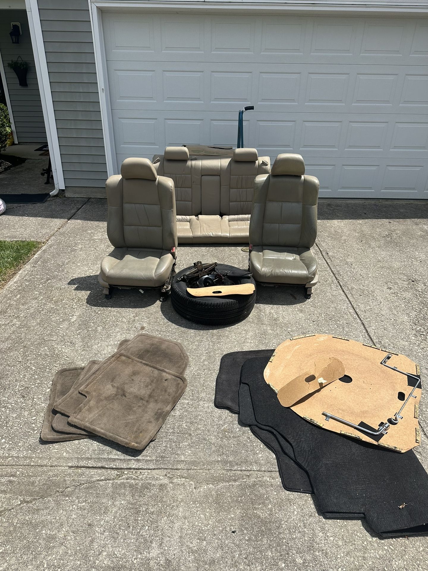 Lexus 1999 300es Interior/trunk