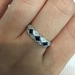 14K Withe Gold Ladies Princess Blue Sapphires Ring Size 7