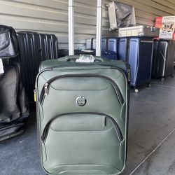 DELSEY Storm Plus Soft Leather Carry-On – Bent Handle – Great Condition