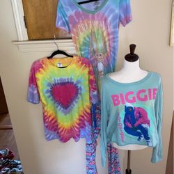Tie dye & More