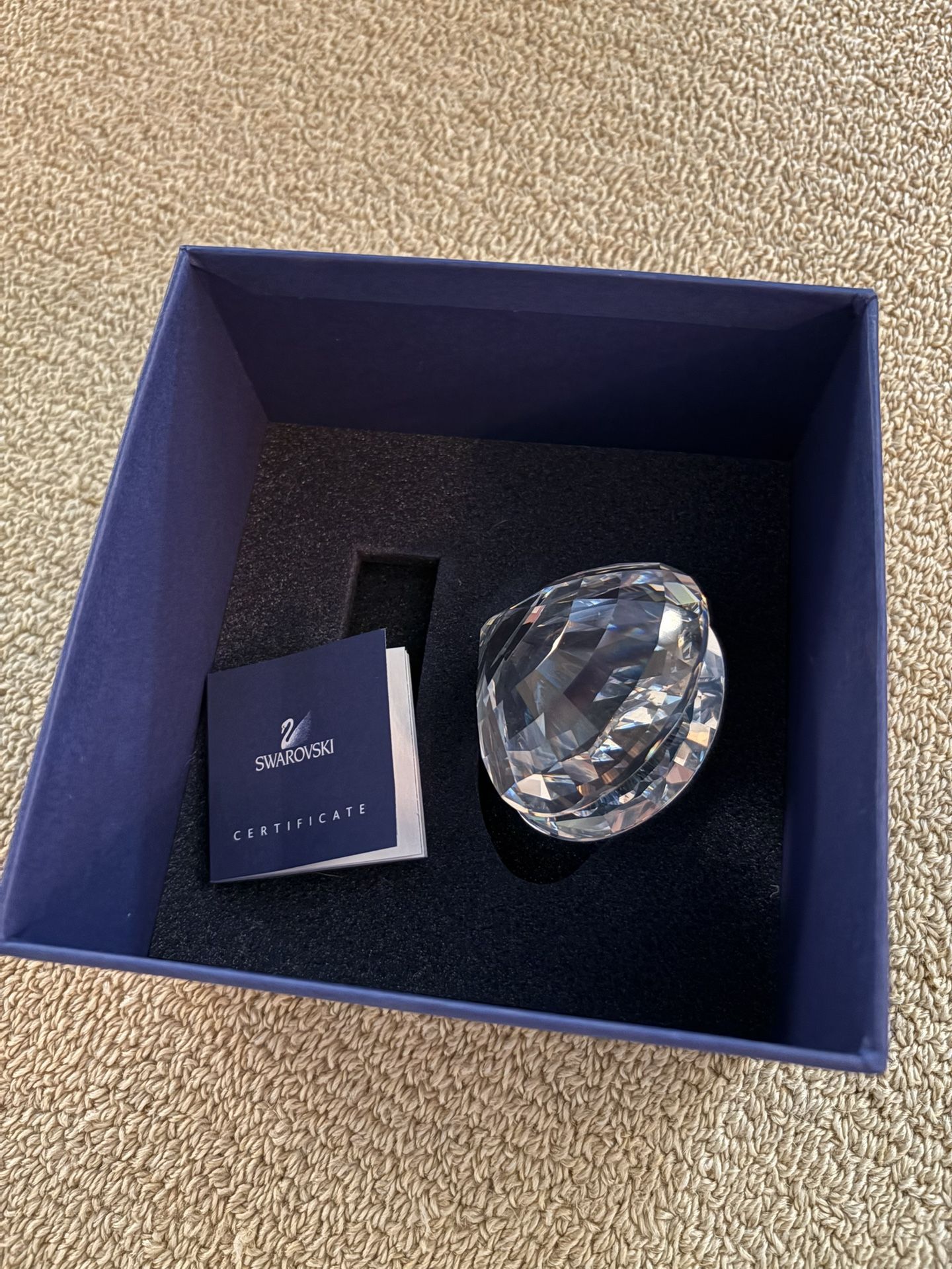 Swarovski Crystal Oyster with Pearl – Original Box & Certificate