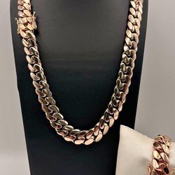 Rose gold 15mm (Cuban)