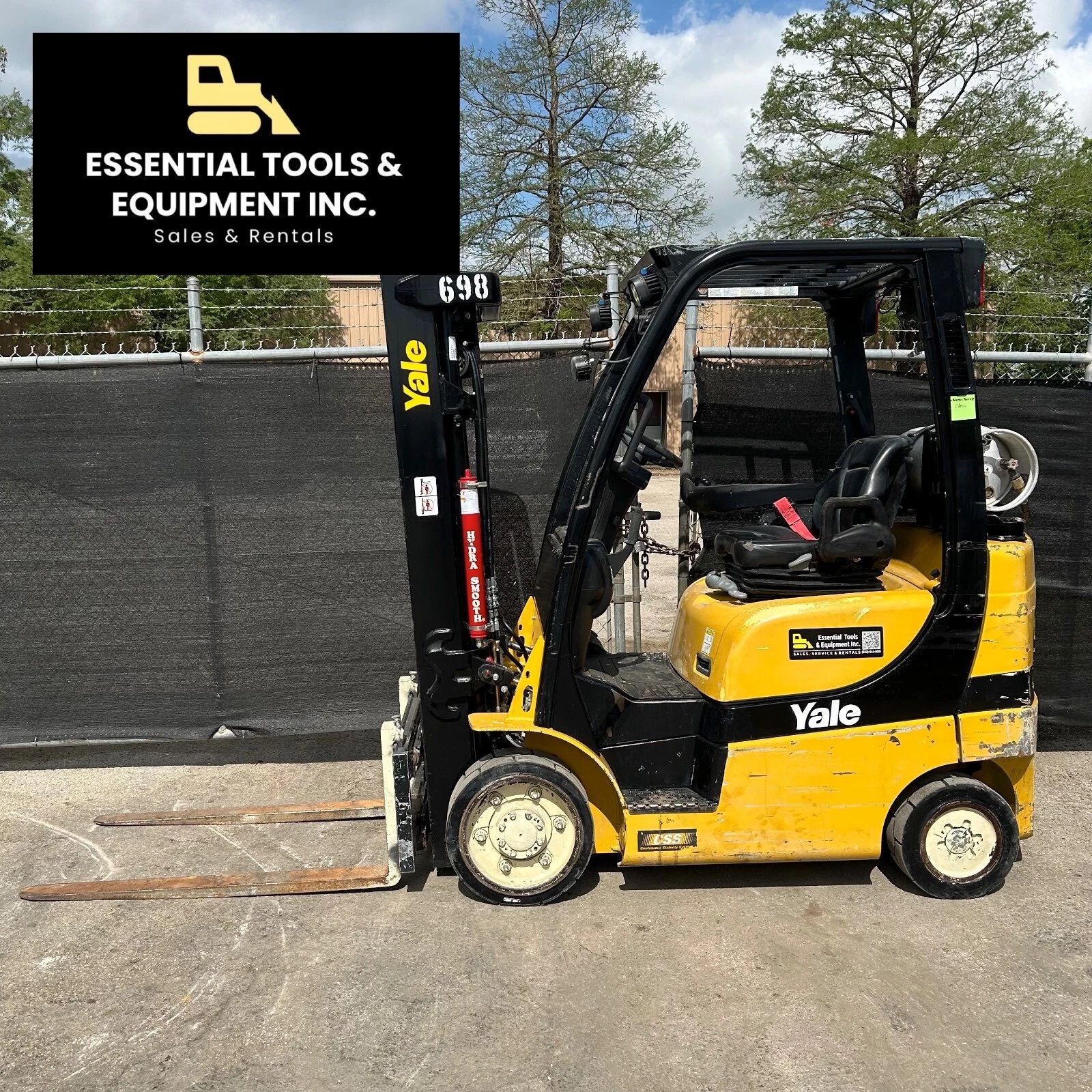 2017 Yale 5,000lb 3-Stage Propane Forklift GLC050VX Cushion Forklift