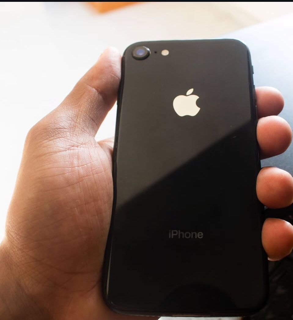 iPhone 7 Unlocked With Warranty