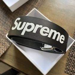 Supreme Repeat Leather Belt Black Size Small