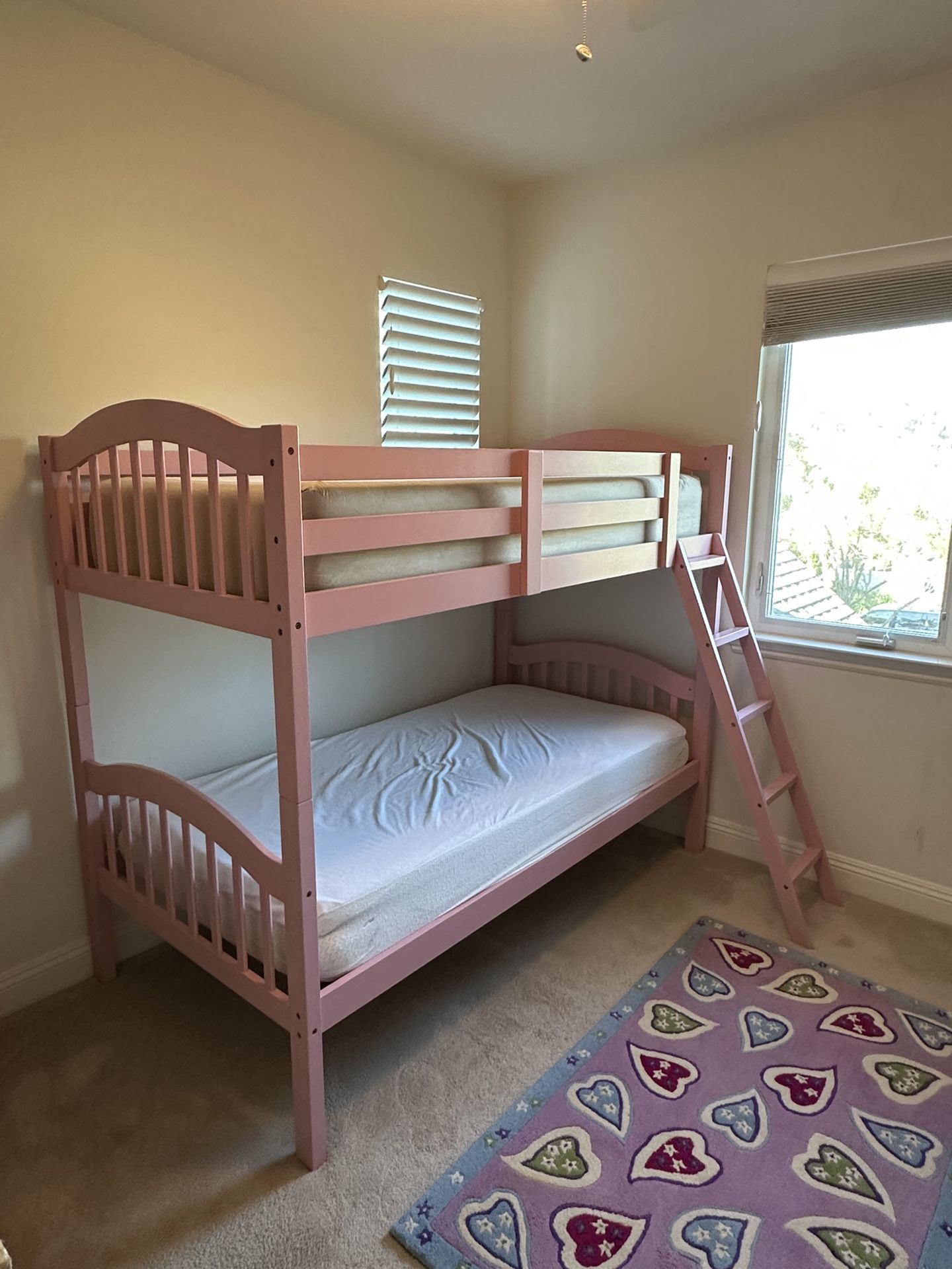 Storkcraft Long Horn Convertible Twin-over-Twin Bunk Bed