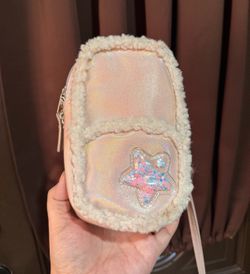 Girl pink bag