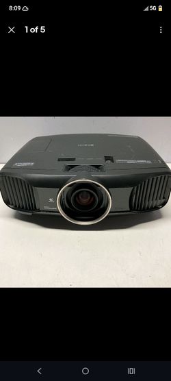 Epson Pro cinema 6010 projector